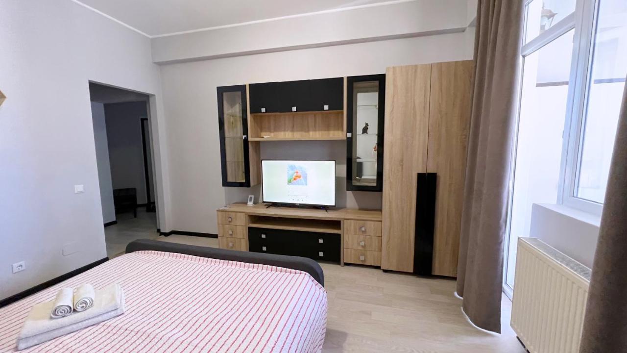 Comfortable Apartment With A Panoramic View Chisinau Exterior photo